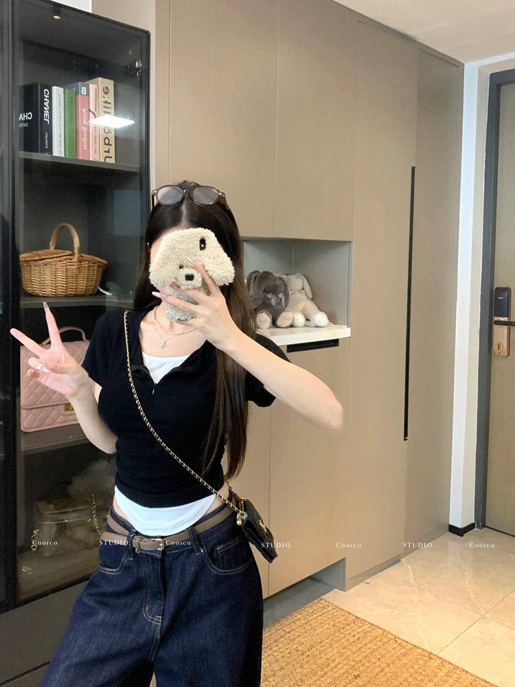 Real shot, slim elastic contrast color, shoulder fake two-piece design pleat T