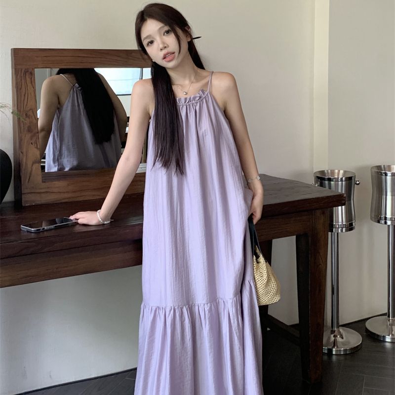 Summer high-end suspender halter neck dress 2025 new French gentle and high-end seaside vacation style long skirt