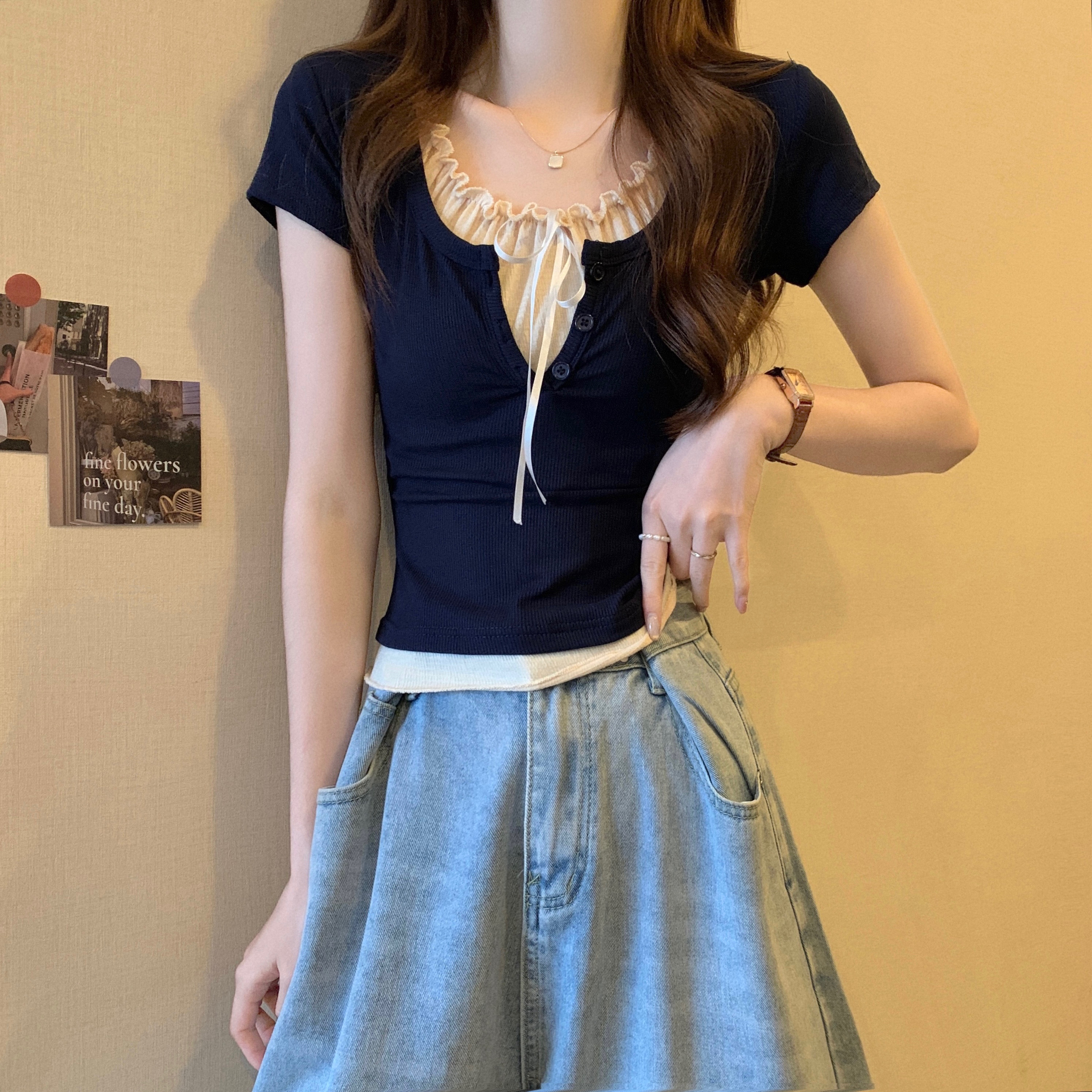 Real shot of the new Korean style design, two-piece spliced ​​halter neck short-sleeved T-shirt