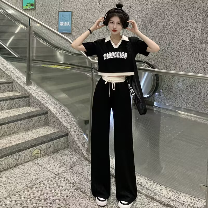 Internet celebrity casual sports suit for women 2025 summer new style for meat covering and slimming short tops and trousers two-piece set