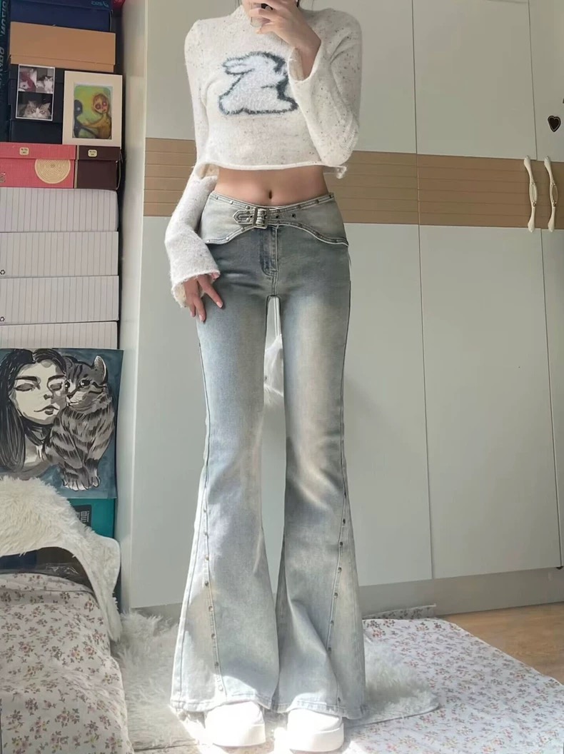 Korean light color retro low waist micro-flare jeans for women in summer new design slim elastic floor pants