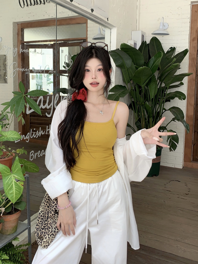 Real photo of yellow suspender vest short navel top loose sunscreen shirt straight casual pants
