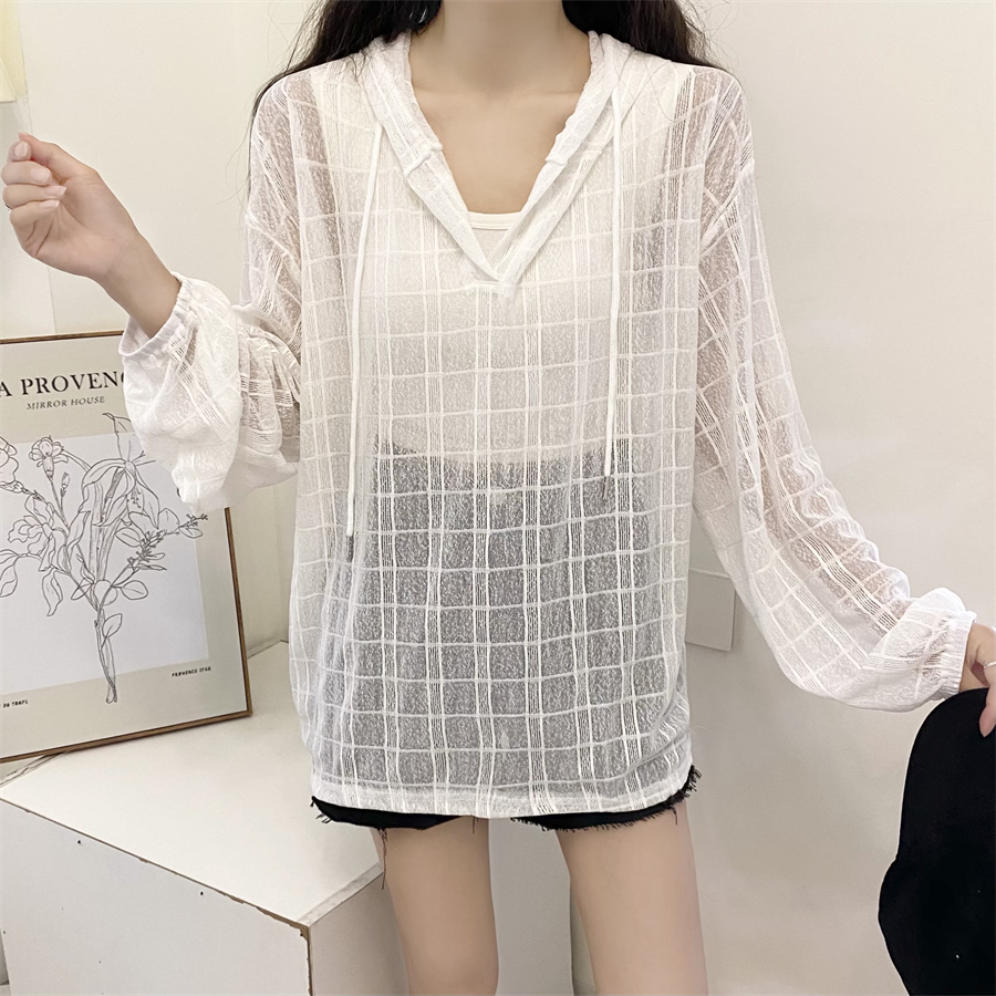 Real shot of 2025 summer new hooded lace shirt pullover loose version fashionable and versatile temperament slim top for women