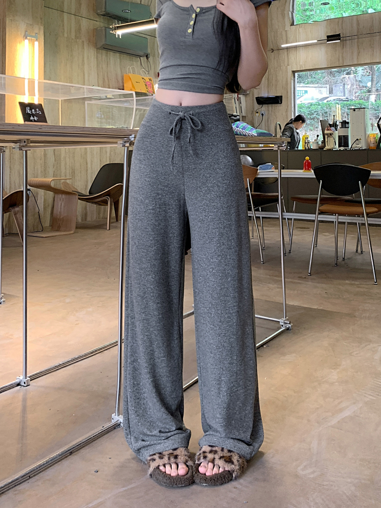 Real shot, lazy, relaxed and loose glutinous rice shaking pants, mopping the floor to make knitted pants look slim