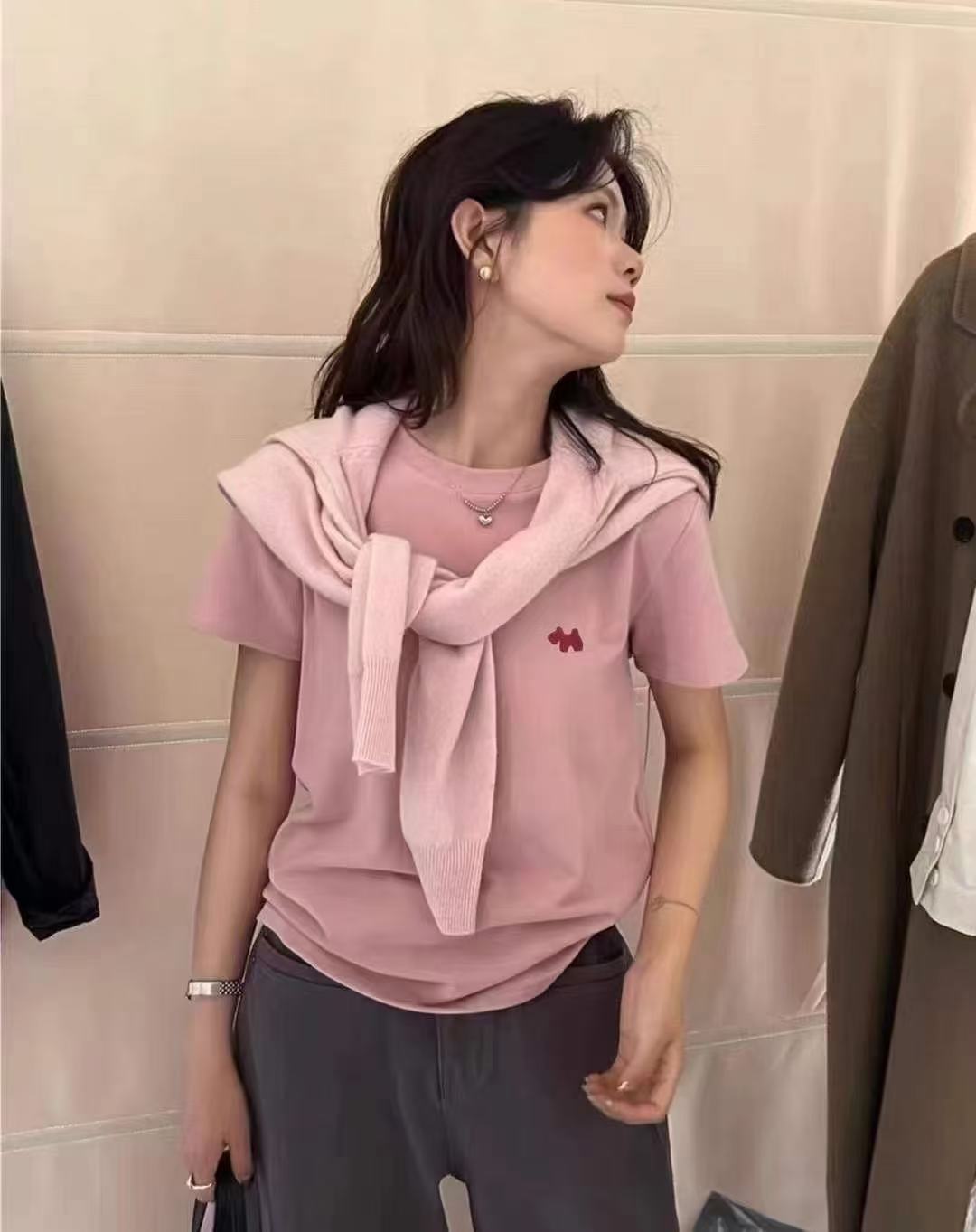 Basic super soft round neck embroidered front shoulder short-sleeved T-shirt for women niche half-sleeved top
