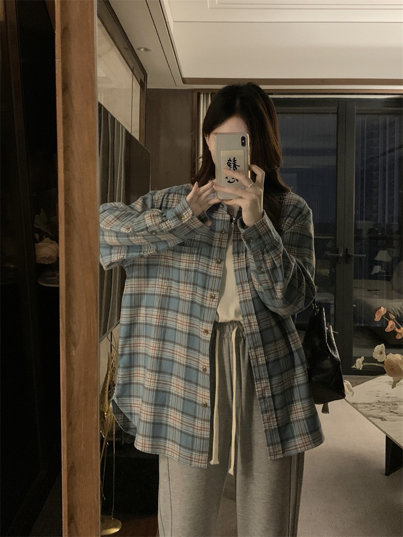 Korean early spring new retro plaid shirt jacket for women loose casual slim mid-length couple shirts