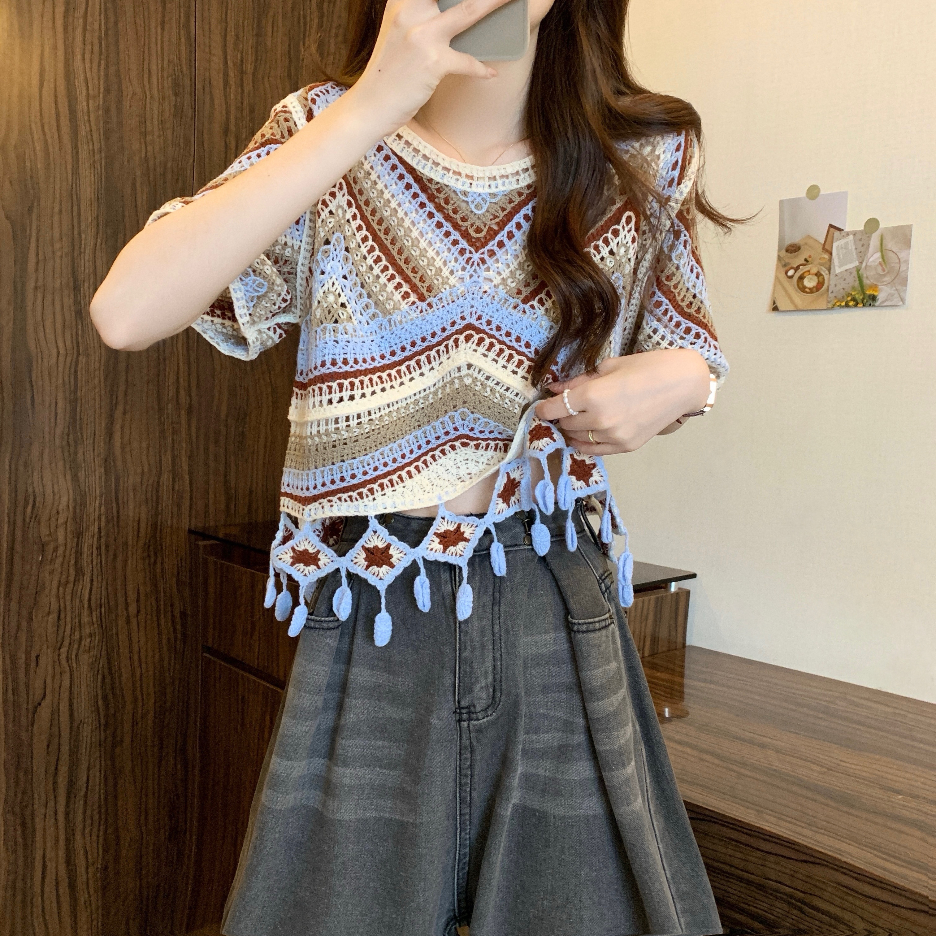 Real shot, new version of retro summer embroidery hollow color block design short-sleeved top
