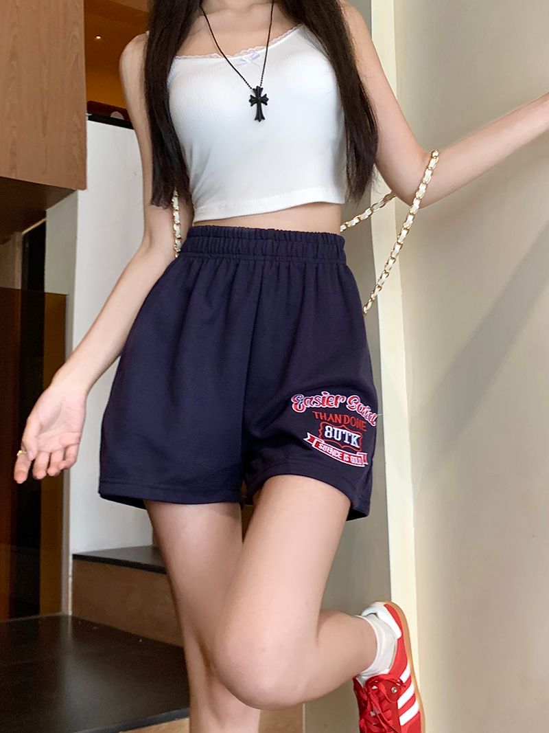 Real shot of Gaomimini American sports shorts for women wearing summer small casual hot pants