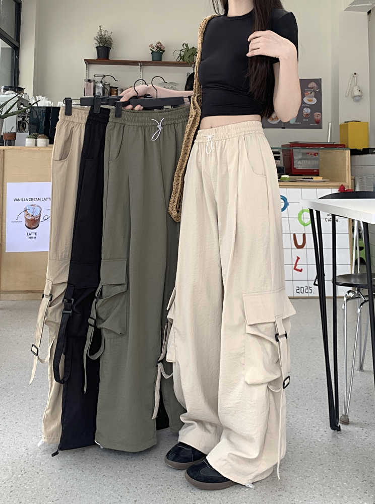 Real shot of casual American work pants high waist loose large pocket wide-leg straight pants