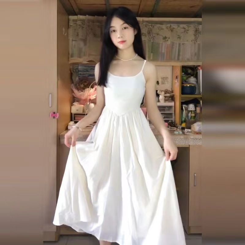 白色吊帶連衣裙子女春季2025新款小個子顯瘦溫柔法式初戀夏季長裙