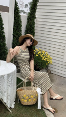 實拍韓國chic小眾慵懶風圓領撞色條紋寬鬆休閒無袖針織背心連衣裙