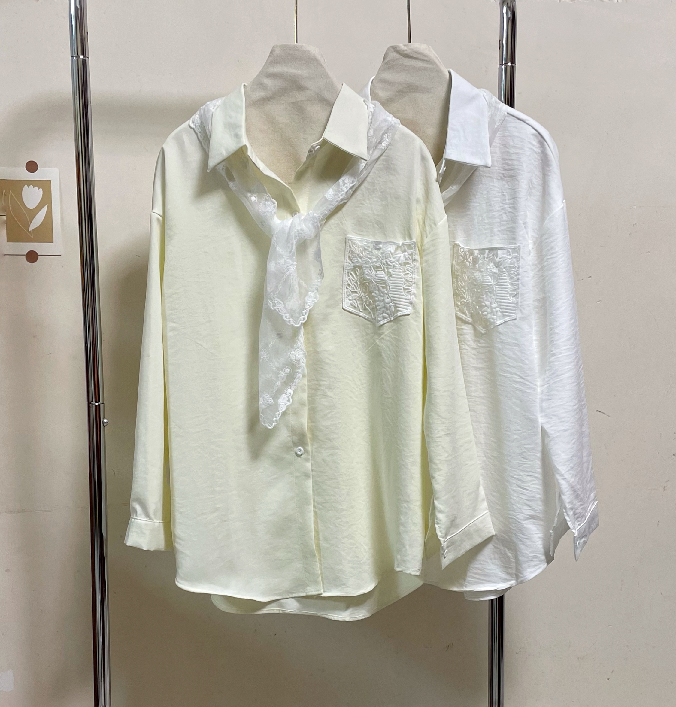 Real photo of women's 2025 spring and summer slim mid-length shirt top