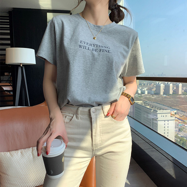 Round neck T-shirt for women short-sleeved 2025 summer new design niche casual and versatile half-sleeved ins top trendy