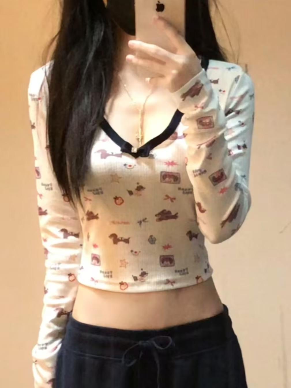 韓系氛圍感v領長袖t恤女春秋薄款設計感小眾辣妹BM風修身打底上衣
