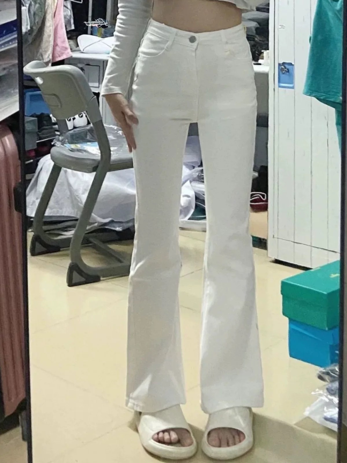 American Vibe white micro-flare jeans for women 2025 new high-waist slim fit elastic horseshoe bell-bottom pants