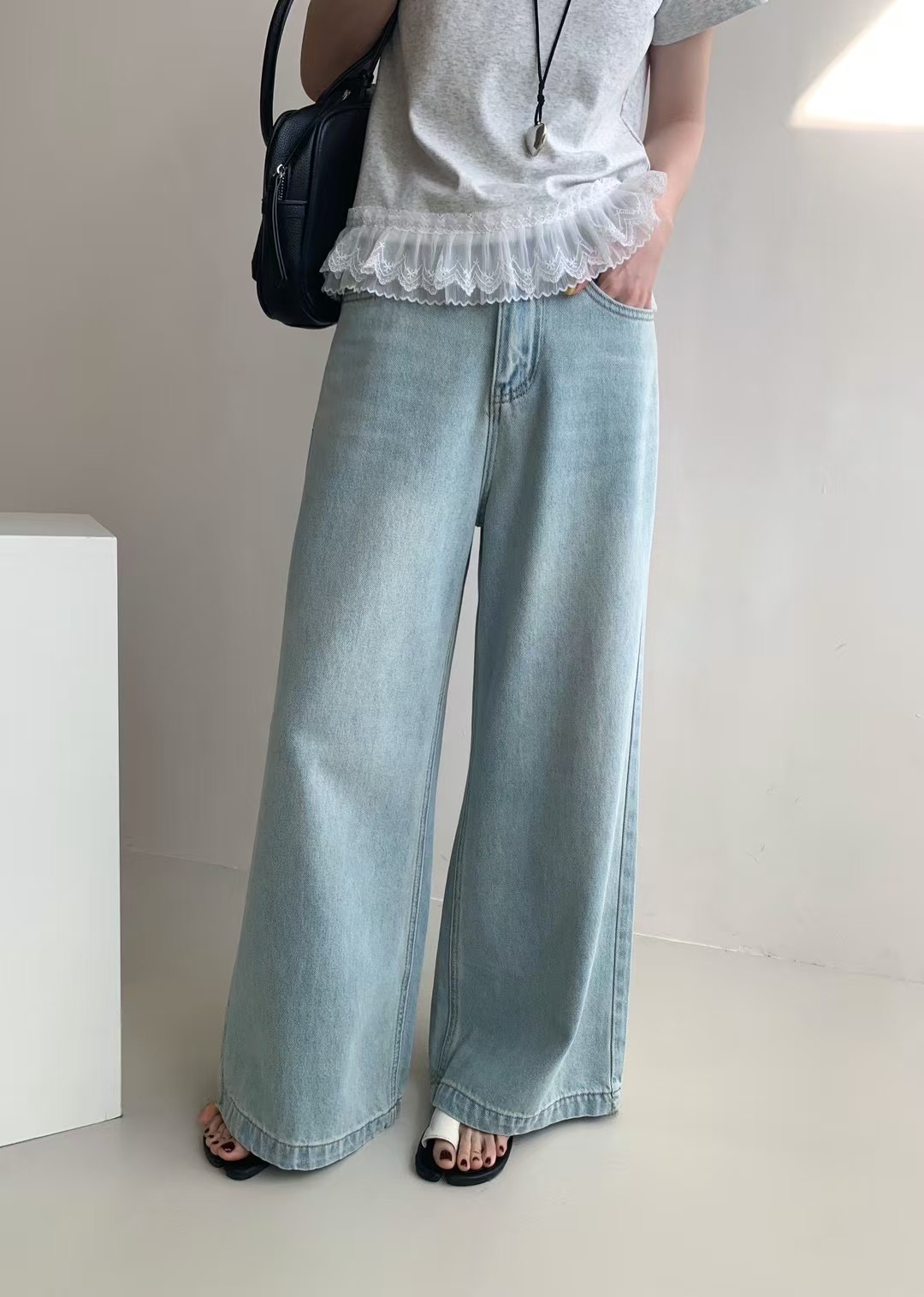 實拍～2025春夏款寬鬆垂感百搭高腰顯瘦淺色直筒牛仔褲女闊腿長褲