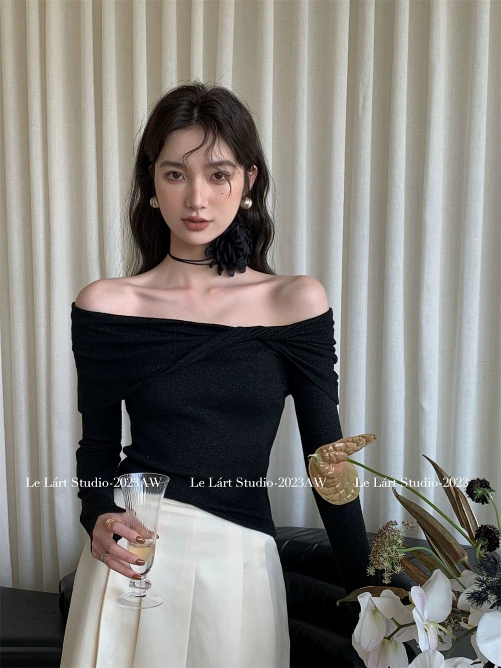 2025春夏新款韓版設計感亮絲一字肩針織衫小眾純欲露肩顯瘦上衣女