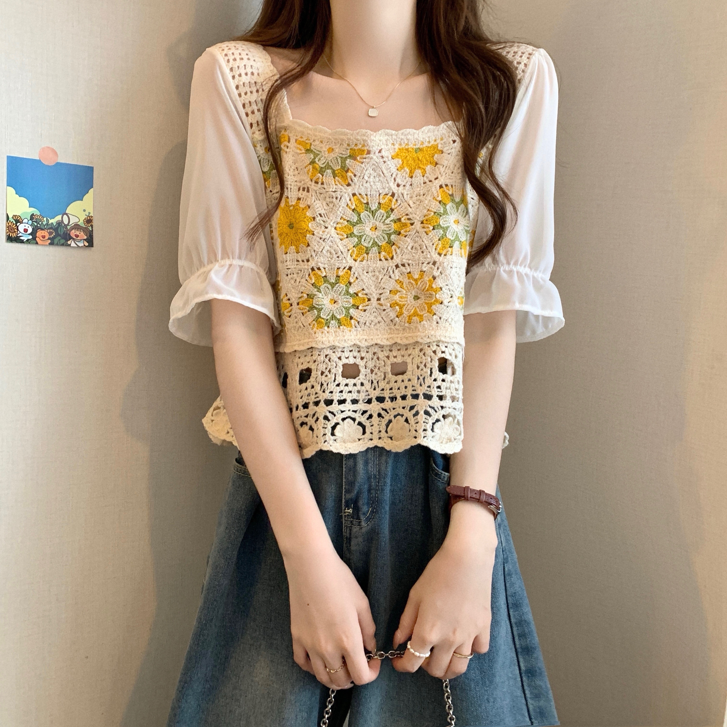 Real shot of the new Korean style design color-blocked hook flower hollow short-sleeved pullover top