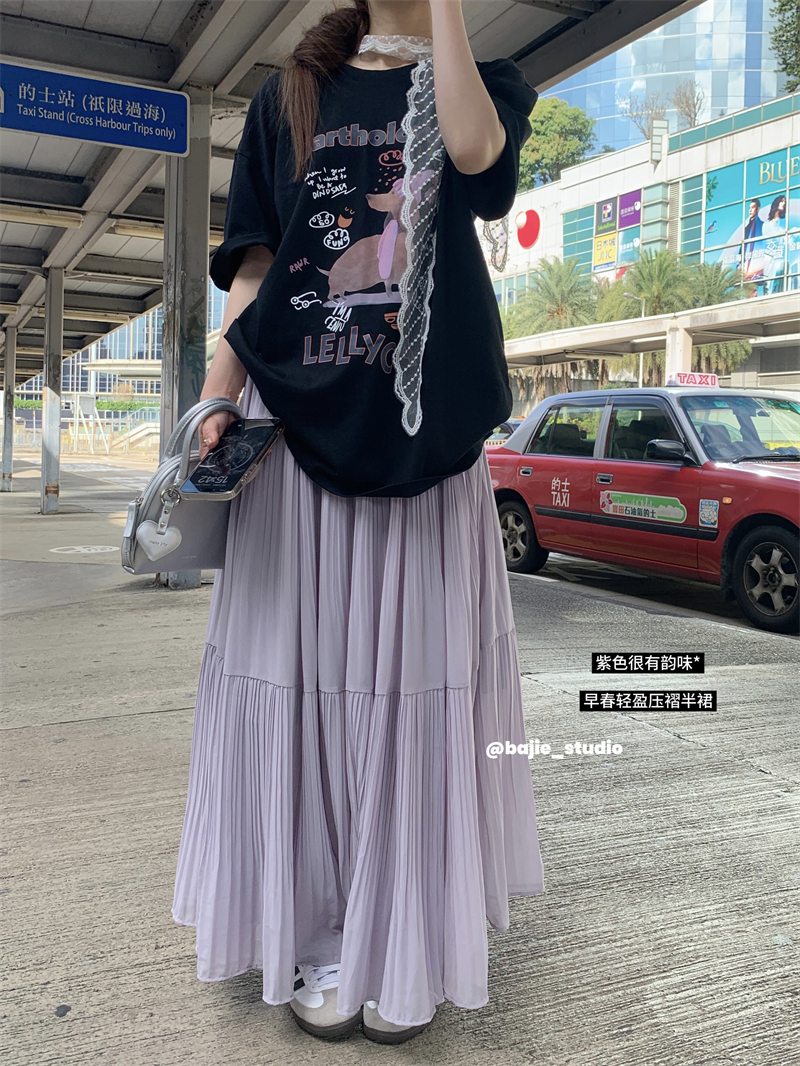Real shot Korean cartoon printed dog lazy style T-shirt + Korean pleated purple fairy skirt