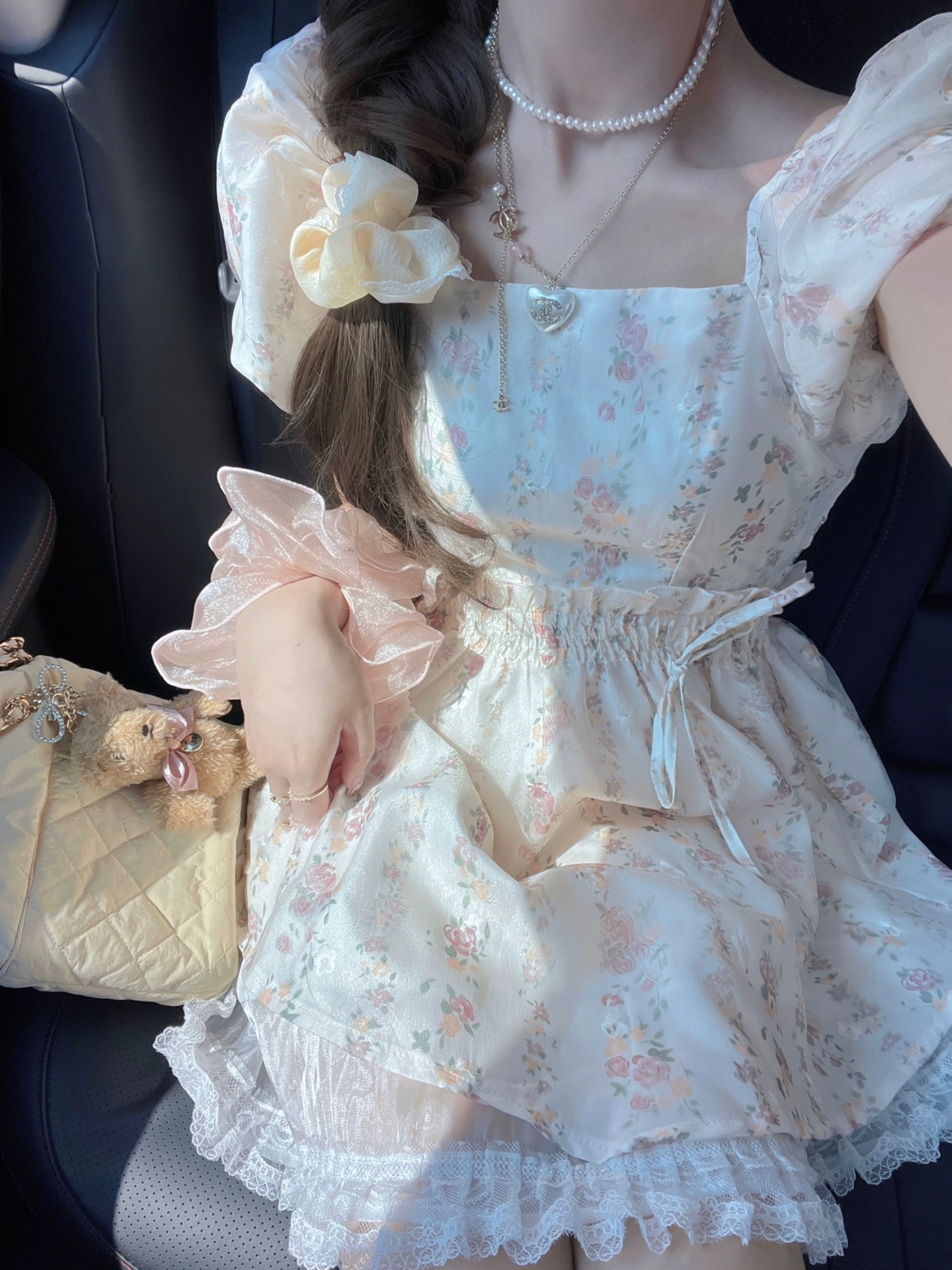 Sweet and gentle wind floral small dress for women in 2025 summer square collar puff sleeve first love super fairy