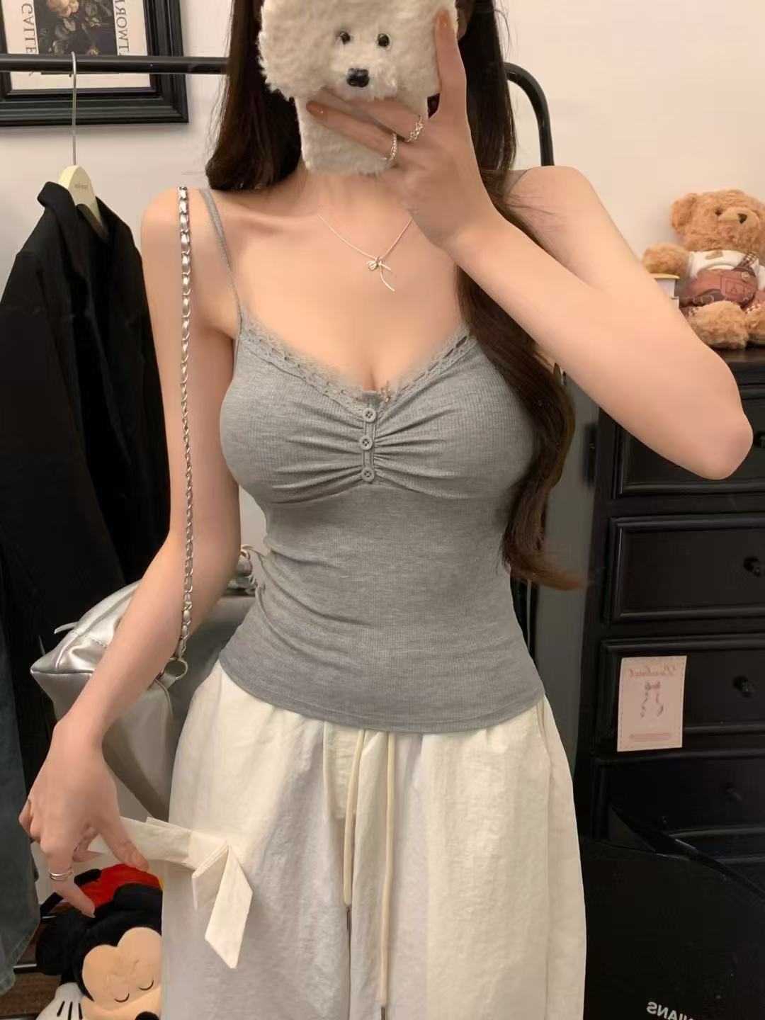 French V-neck versatile lace splicing with breast pad hot girl-style sexy top vest suspender trend