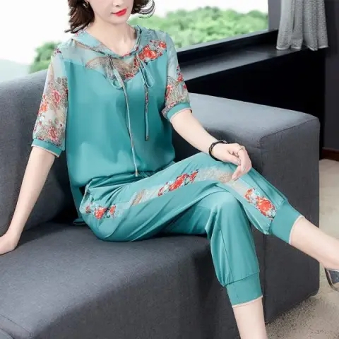 2025 suit mother suit women wear fashionable casual hooded high-end two-piece harem pants trendy