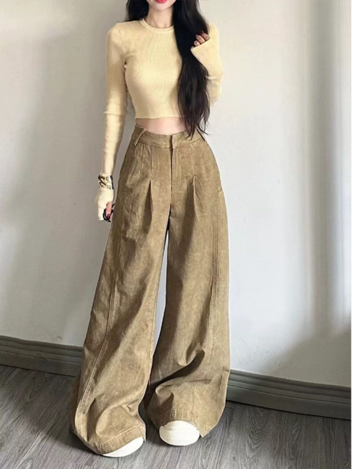 Korean retro old washed leaves yellow jeans for women in spring and summer new loose design wide-leg floor pants