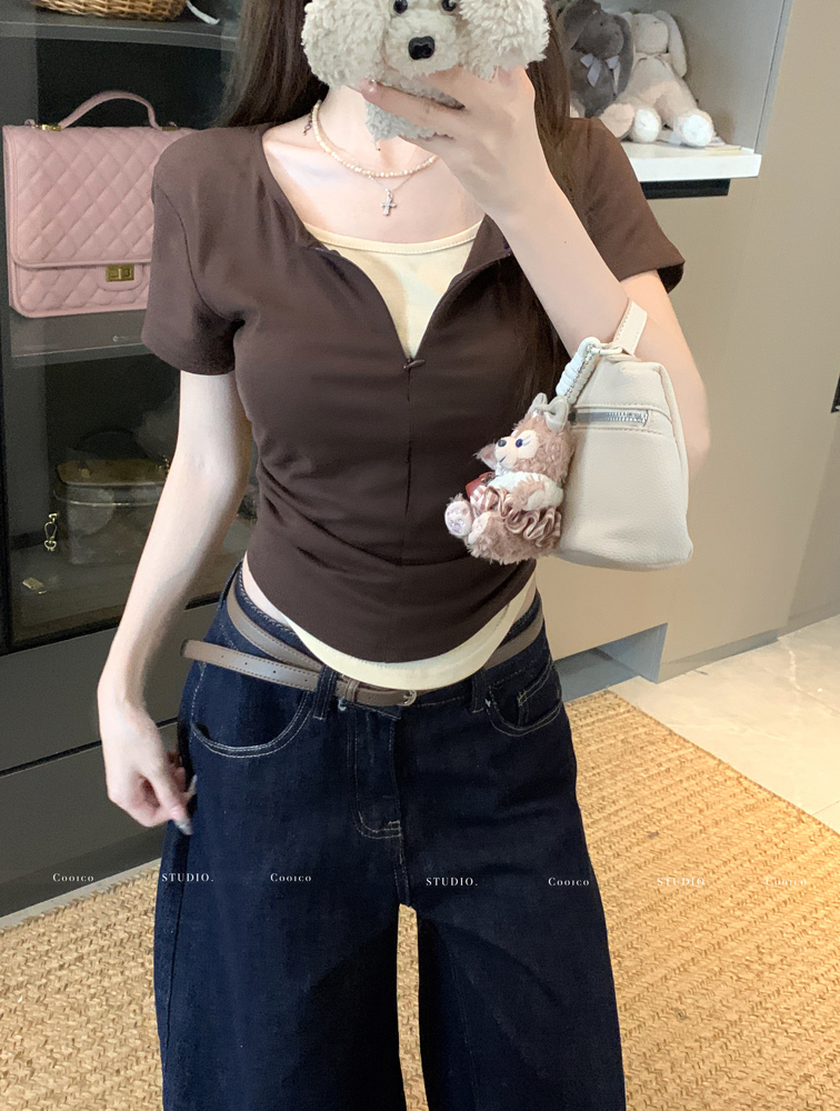 Real shot, slim elastic contrast color, shoulder fake two-piece design pleat T
