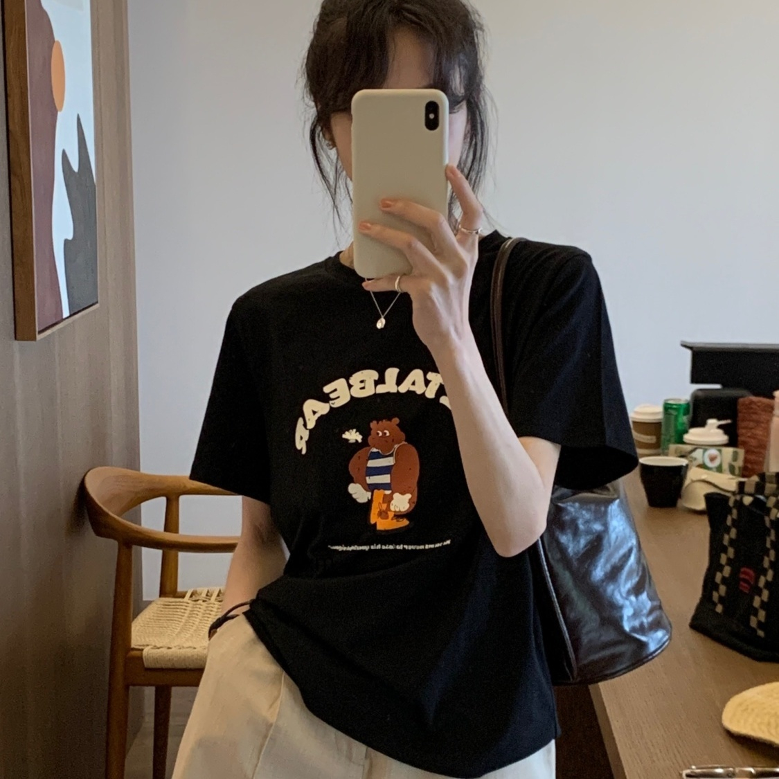 Short-sleeved T-shirt for women in summer bear print cartoon small casual top loose and slim