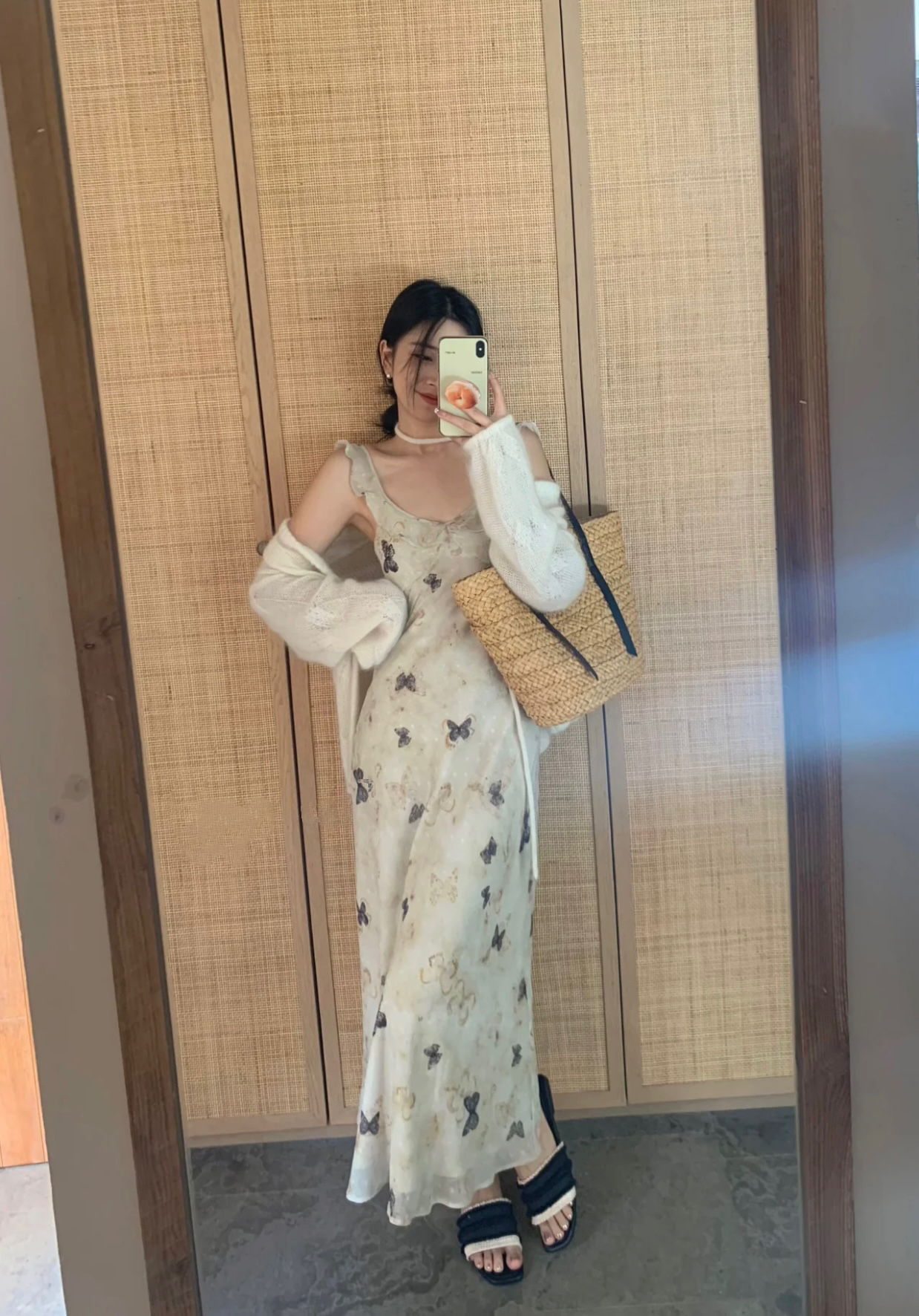 2025 summer butterfly dream long skirt French slim fit flying sleeves ruffle v-neck suspender fresh dress