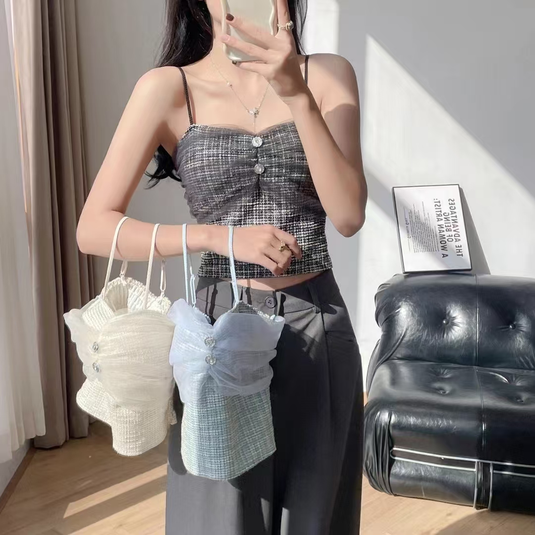 Small Xiang style breast pad suspender vest for women wearing summer Thai hottie sexy one-shoulder strap top wrapped