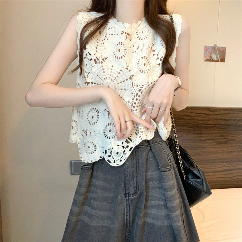 Real shot of the new French heavy industry hook flower hollow design flower vest