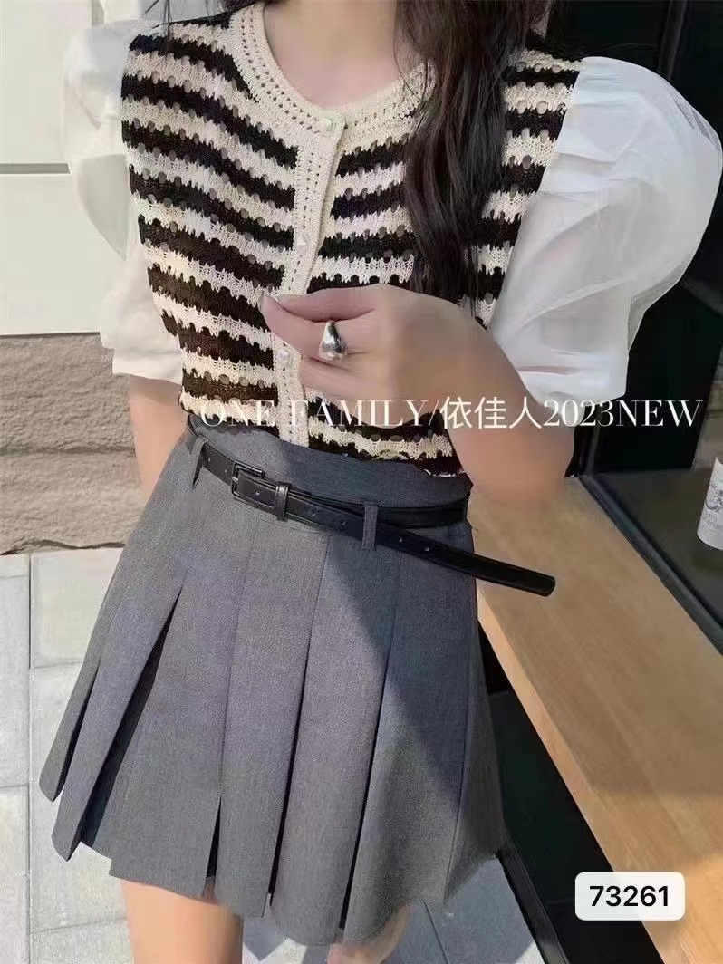 韓系撞色V領條紋針織衫女短款鏤空薄款小香風氣質網紗泡泡袖上