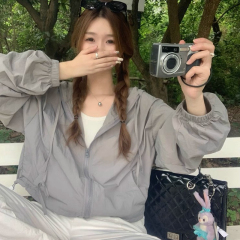 Official original fabric quality coat for women in autumn outdoor light and light sunscreen cardigan