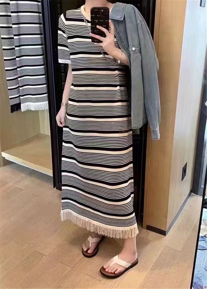 Non-real photo, retro black striped dress, women's summer new French slim casual student midi skirt
