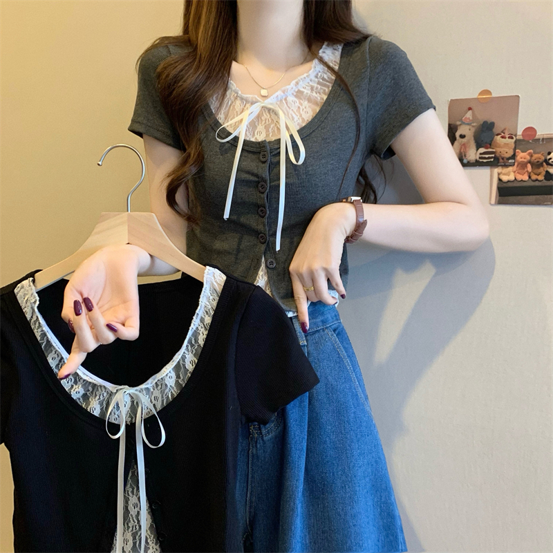 Real shot of the new Korean style design fake two-piece spliced ​​lace short-sleeved T-shirt