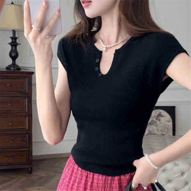 Original 2025 spring new product 30 wool blend button decorative peach collar knitted short-sleeved top