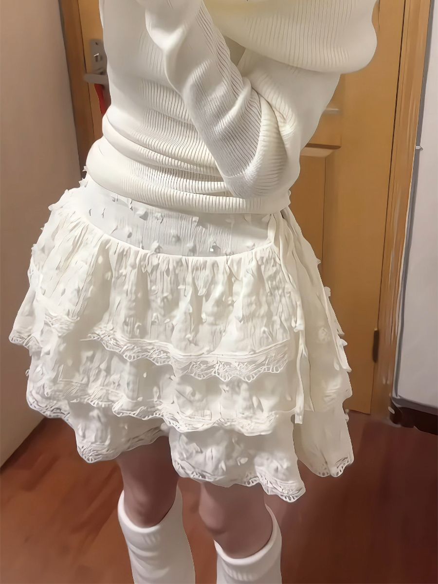非實拍 奶杏色蕾絲邊半身裙春夏設計感小眾高腰蓬蓬蛋糕裙潮
