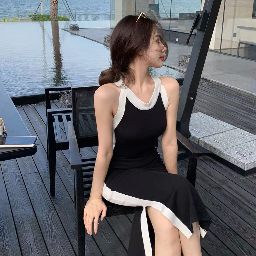 Women's design-slim slim vest long skirt 2025 summer new French fashion knitted hip-pack skirt