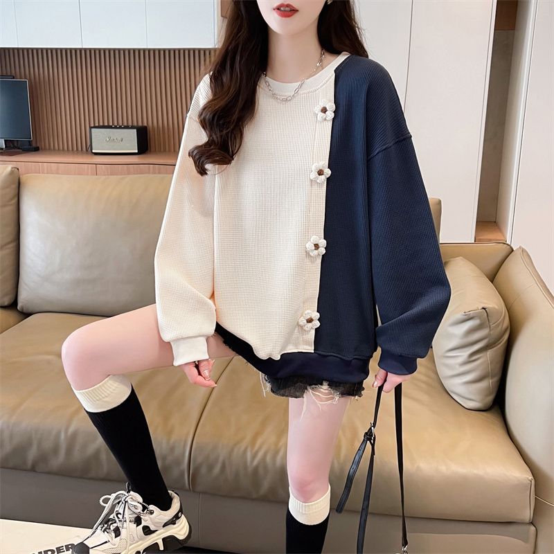 Real shot of round neck jacquard sweatshirt for women's new spring and autumn fashionable age-reducing loose design top trendy