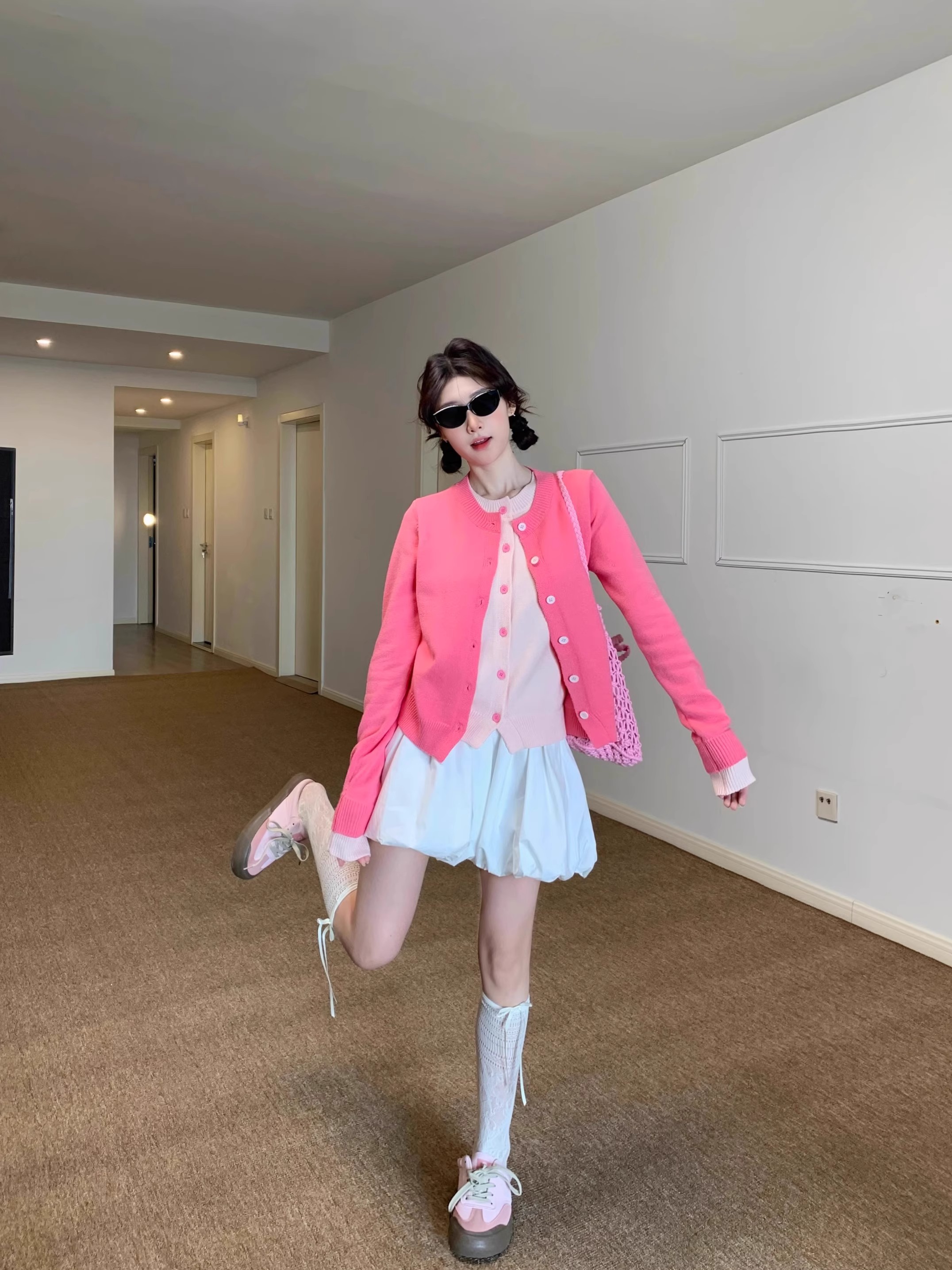 Korean chic pink girly internet celebrity sweet style spring new beautiful girl fake two-piece knitted cardigan for women