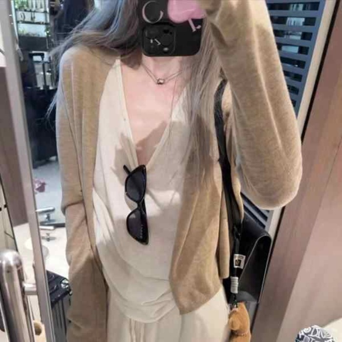 Lazy Fengtian Silk Knitted Sunscreen Cardigan Thin Women's Spring and Summer Strap Outer Shawl Ice Silk Air Conditioning Shirt Jacket