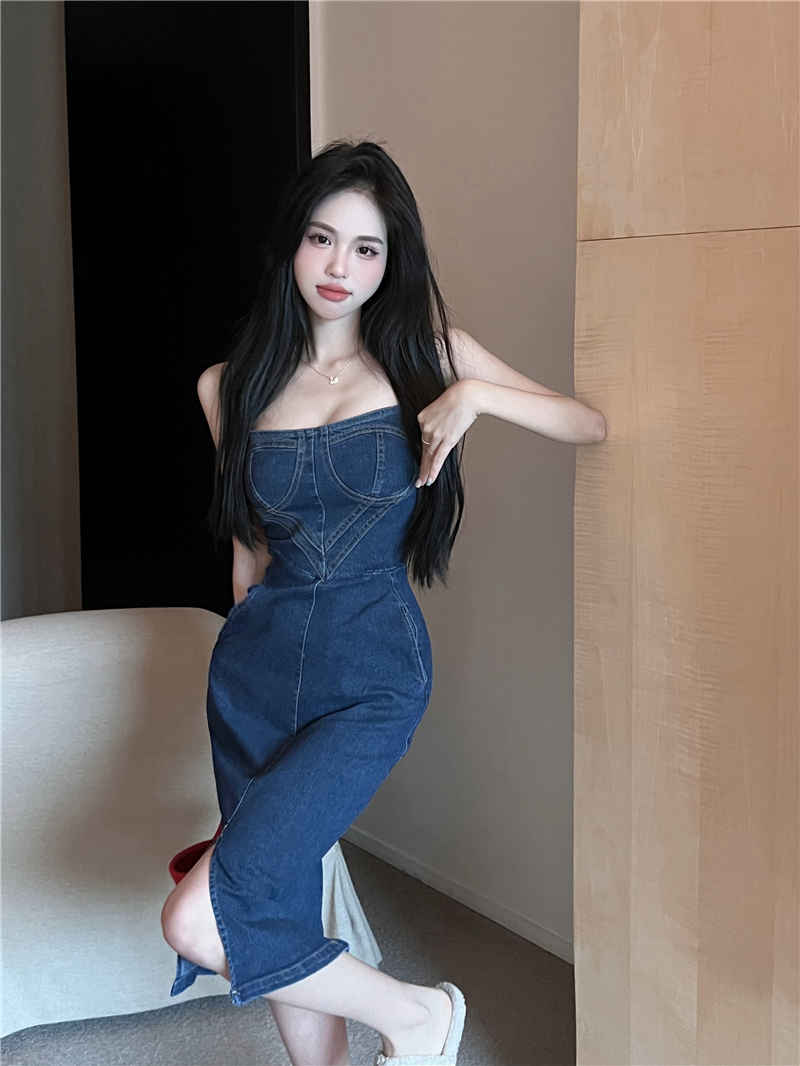 Real shot!  Retro blue denim suspender dress for women in summer slit waist-closing sexy long skirt