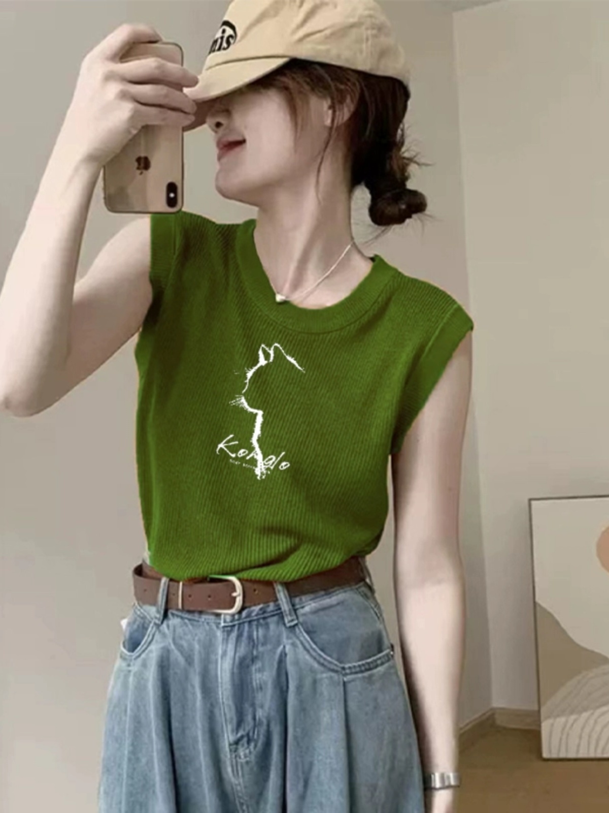 New Korean women's summer wear sleeveless vest ice silk thin knitted shirt round neck T-shirt vest top