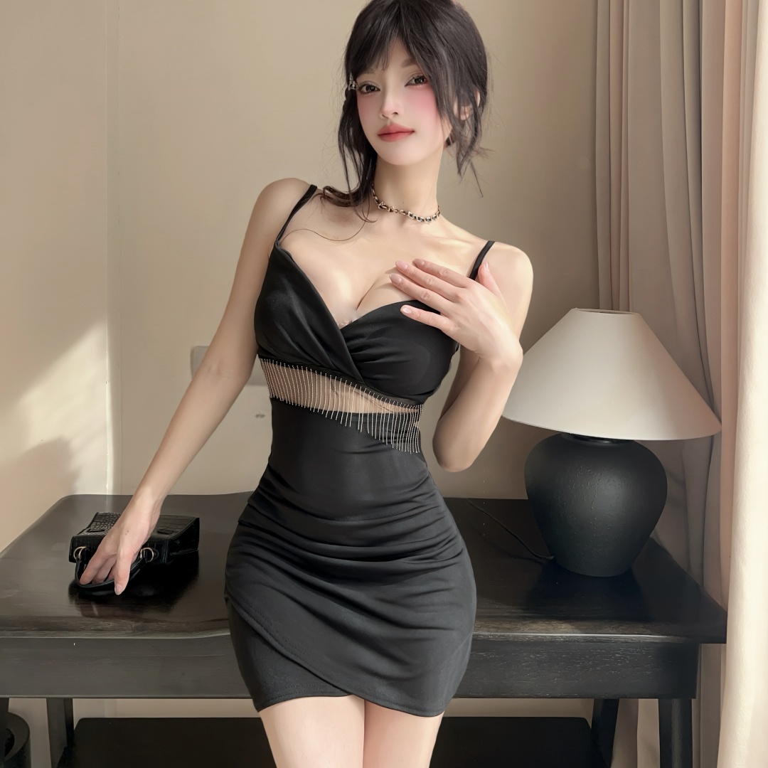 Real shot of sexy tassel suspender waist-exposed mesh splicing hip-covering base dress