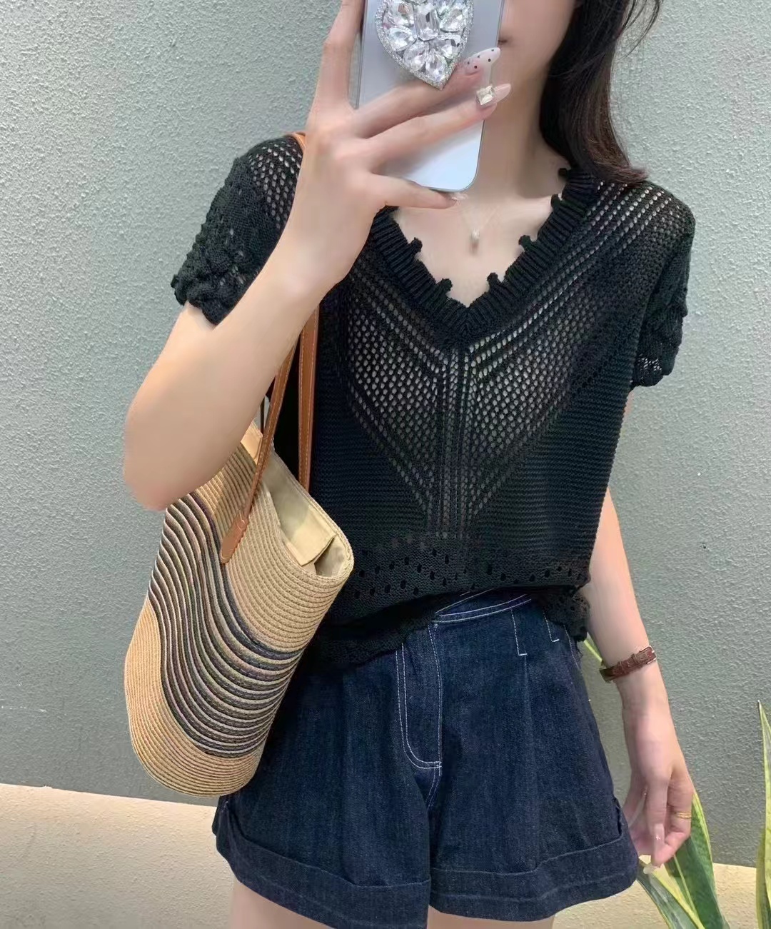 Hollow hook flower ice silk sweater for women in summer new loose thin fashion versatile casual short-sleeved top