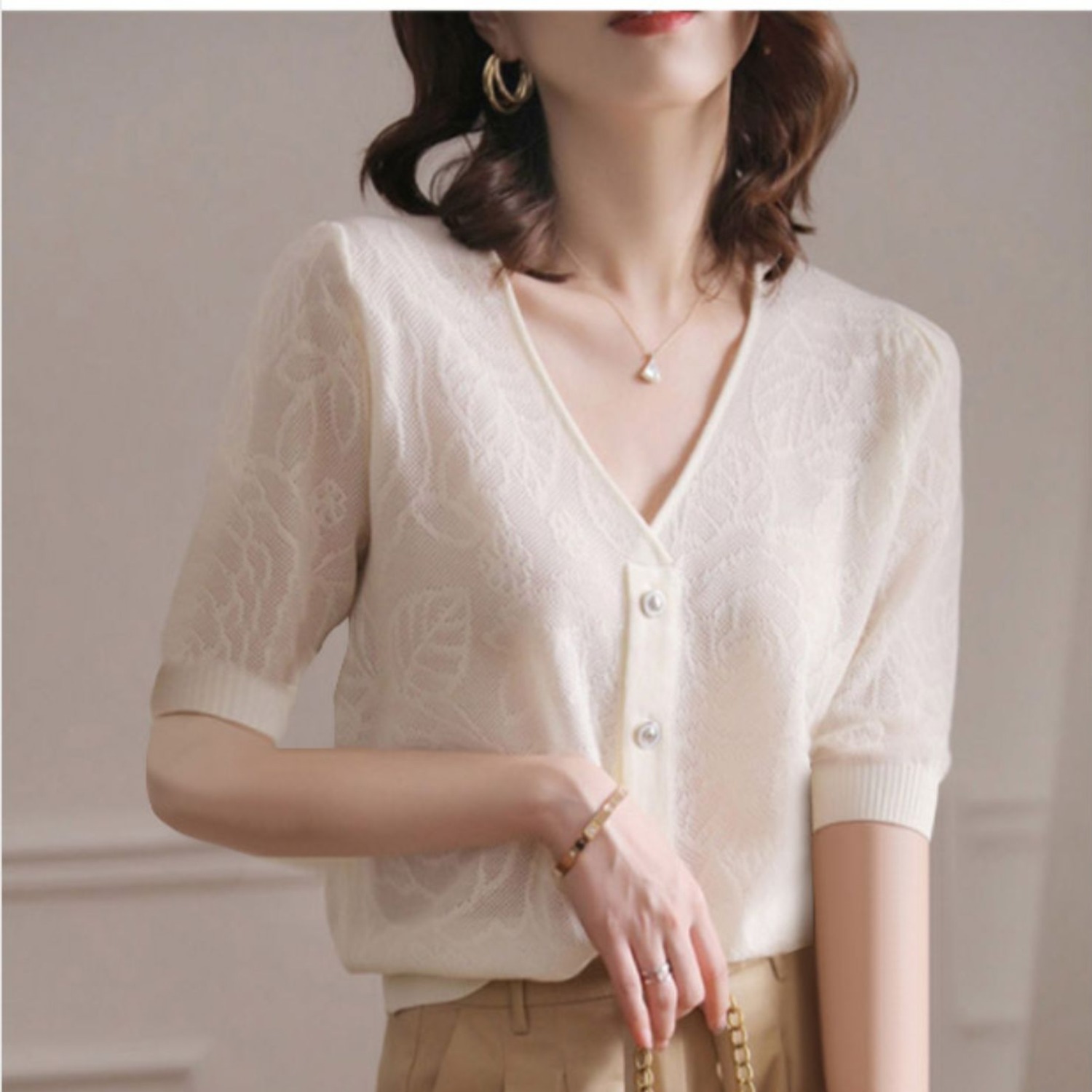 Temperament age-reducing short-sleeved sweater in summer thin casual and versatile stretch ice silk jacquard v-neck T-shirt top