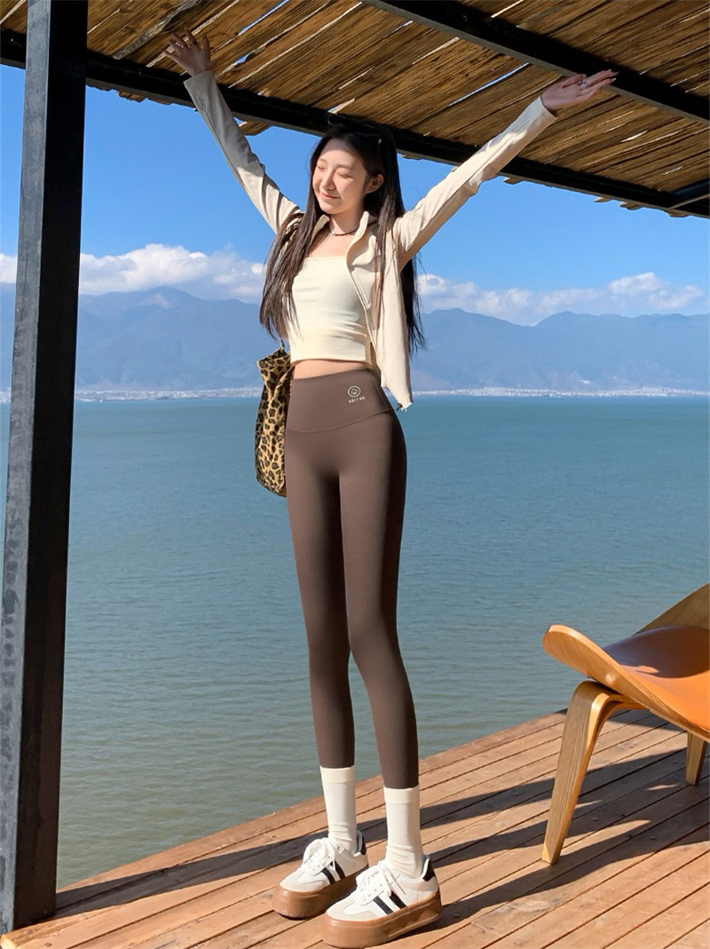 Price ~Spaed shark pants with thin high waist tightening pants lifting hips to make women look slim and small feet