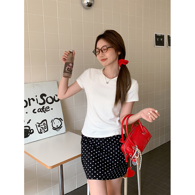 Real-shot front shoulder round neck short-sleeved T-shirt for women in spring and summer, fashionable and stylish slim base shirt