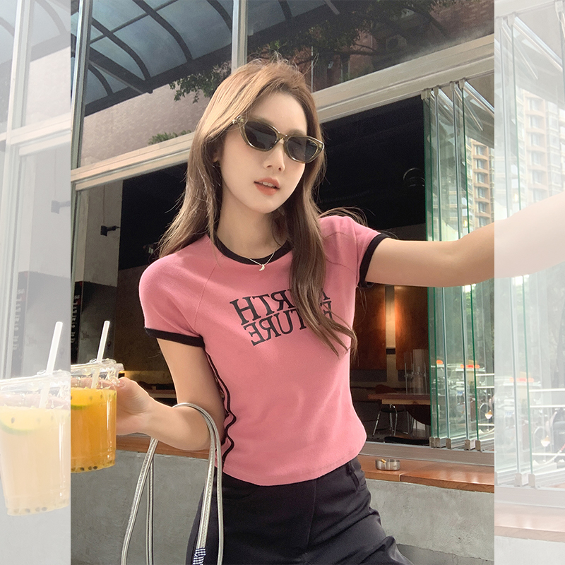 Real photo of multi-color contrasting letters slim slim T-shirt in summer American hottie sexy high-waisted short top